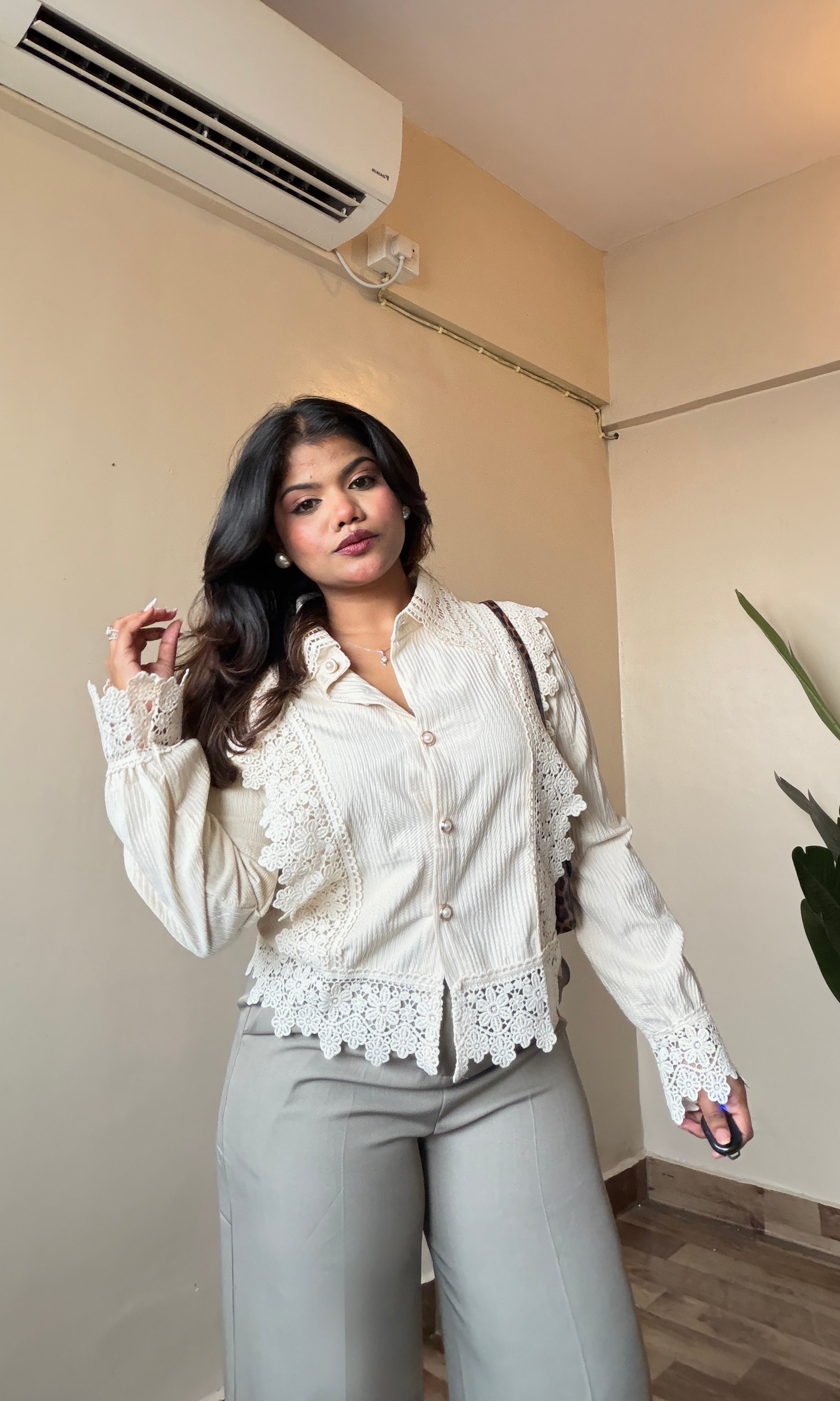 Corduroy Frill-Lacework Shirt