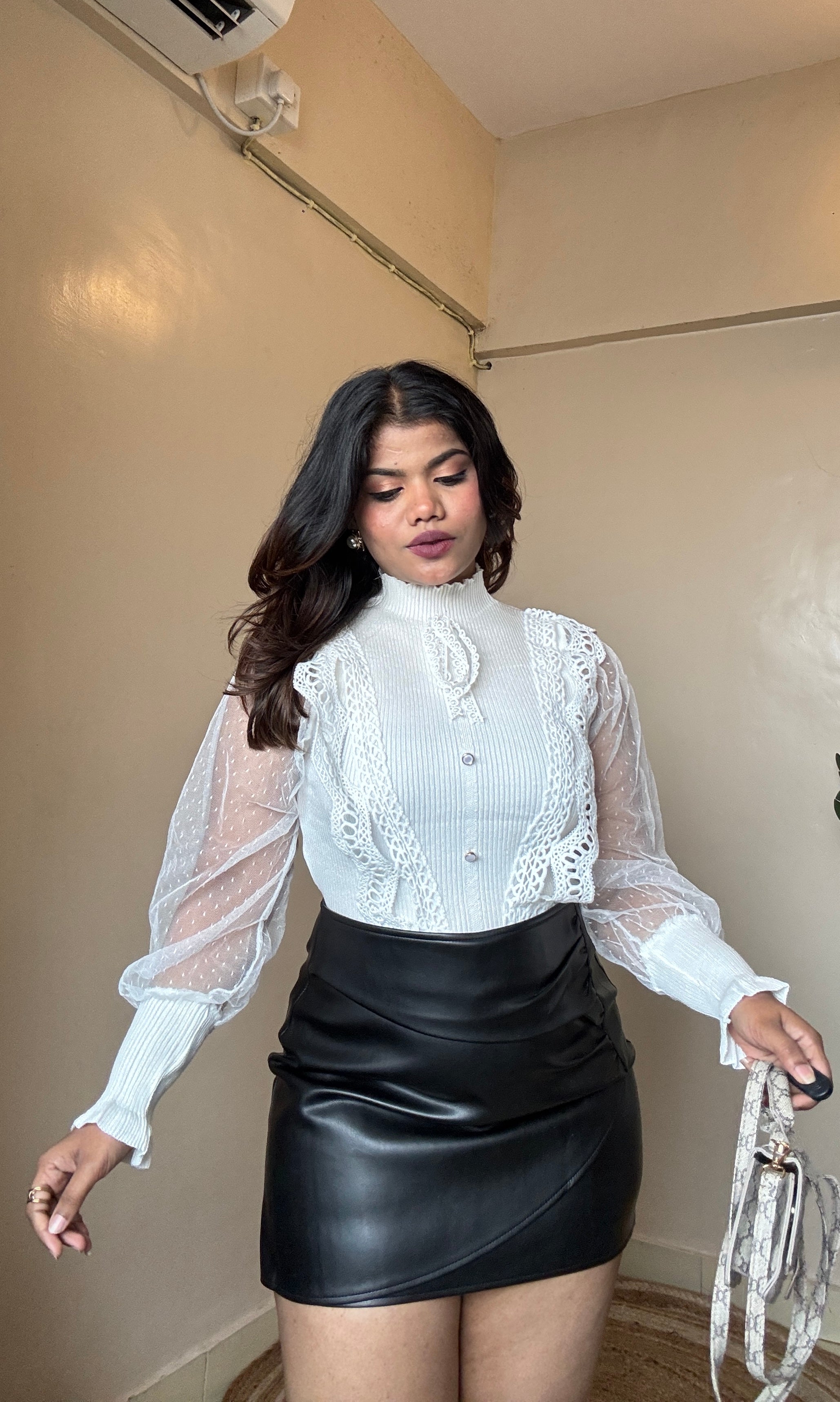 Lacy Ruffle Ribbed Top