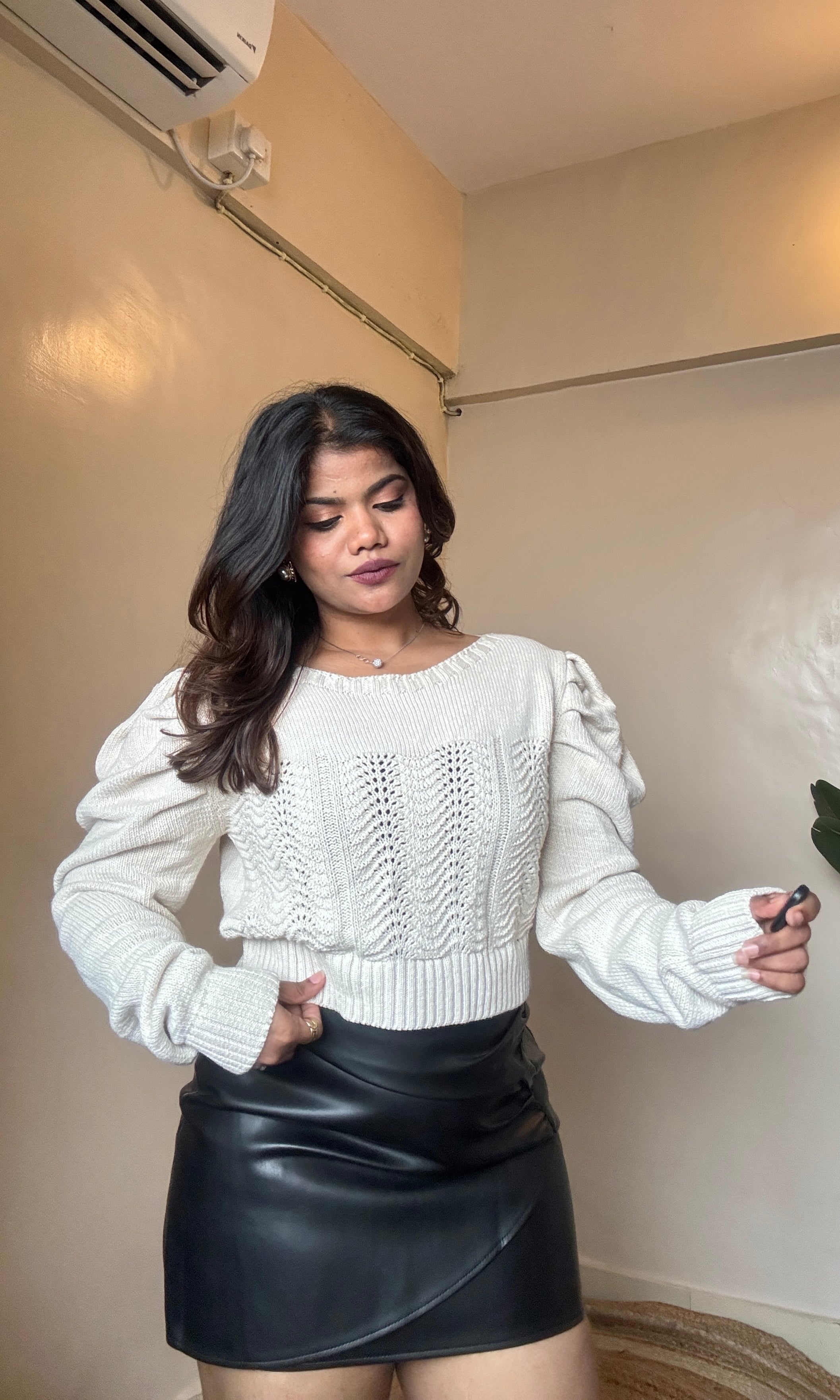 Beige Puffy Sleeve Knit Pullover