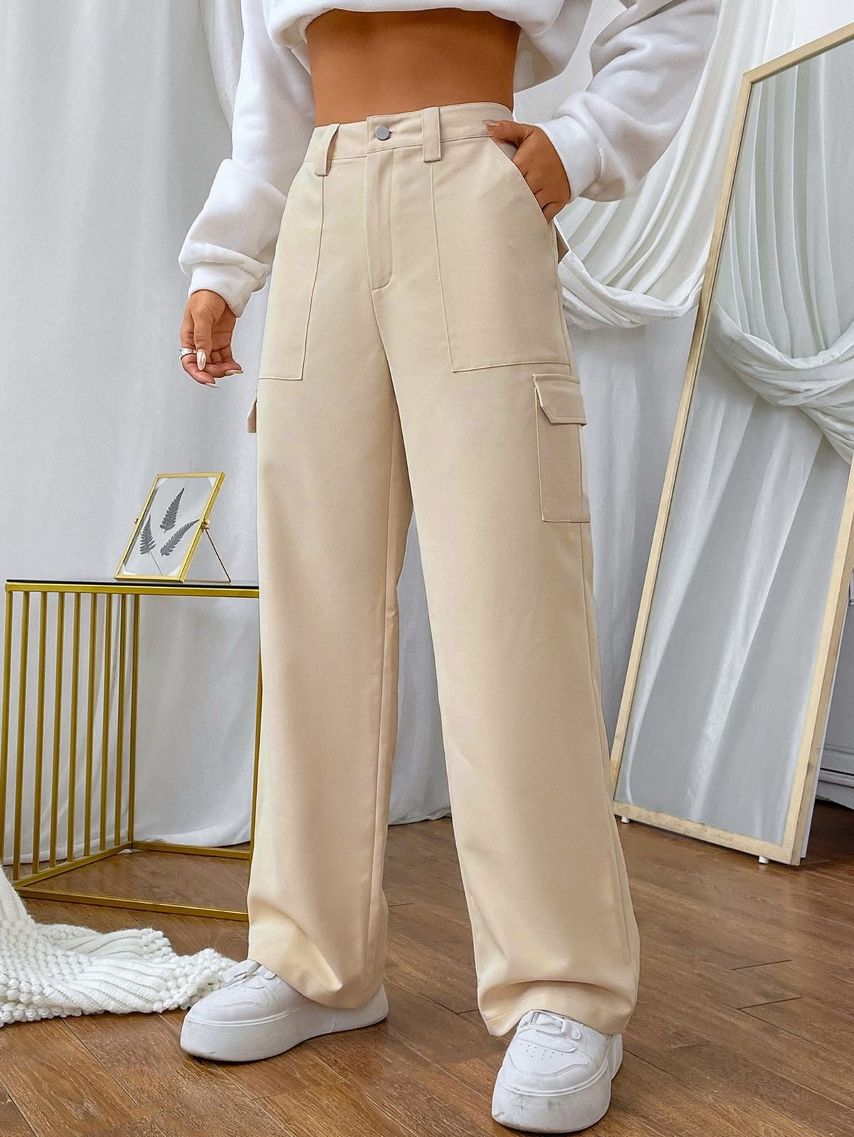 High-waist Beige Cargo Denim