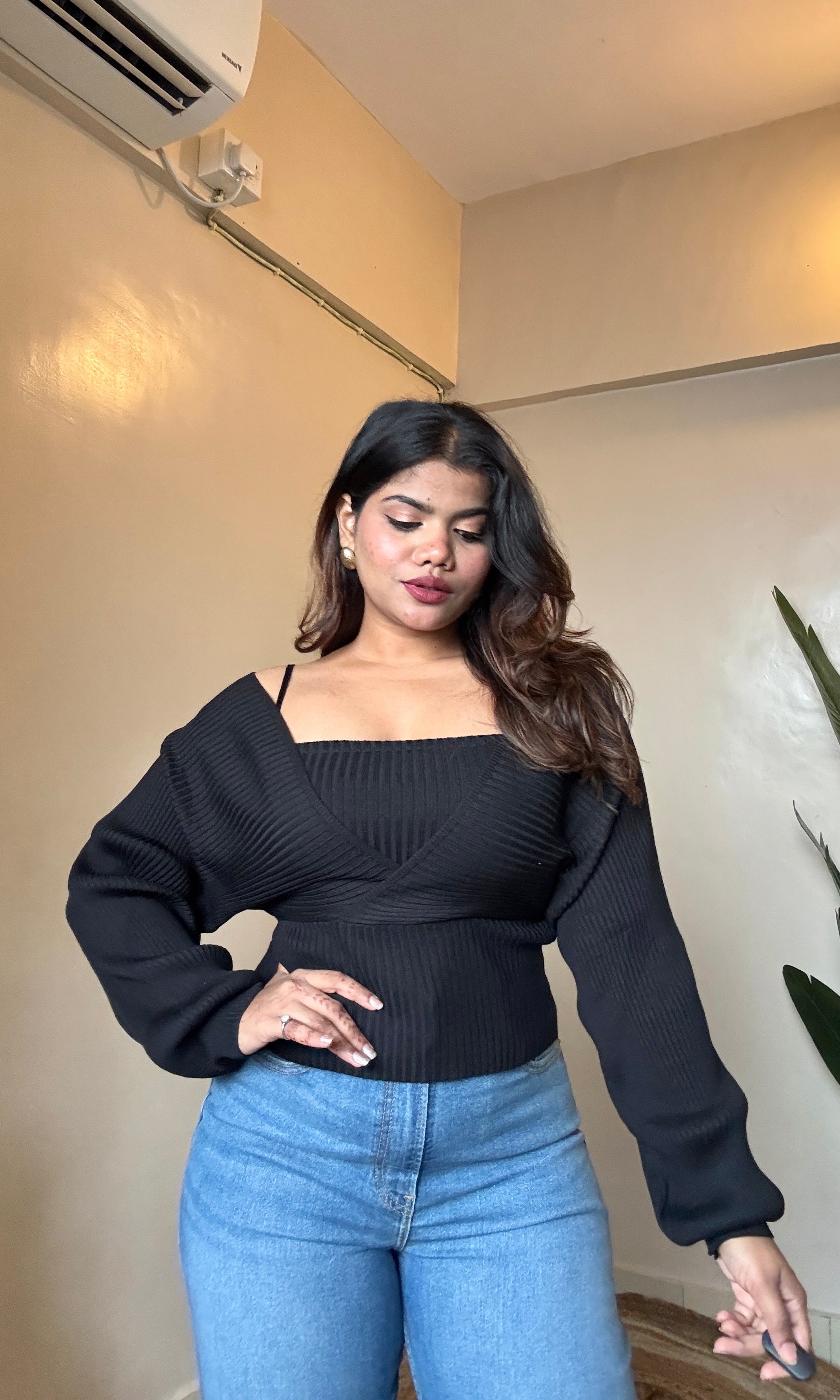 Knitted Joint Off-Shoulder Pullover