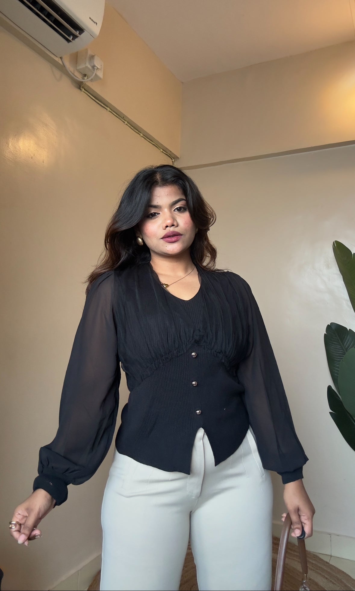 V Neck Puffy Sleeve Top