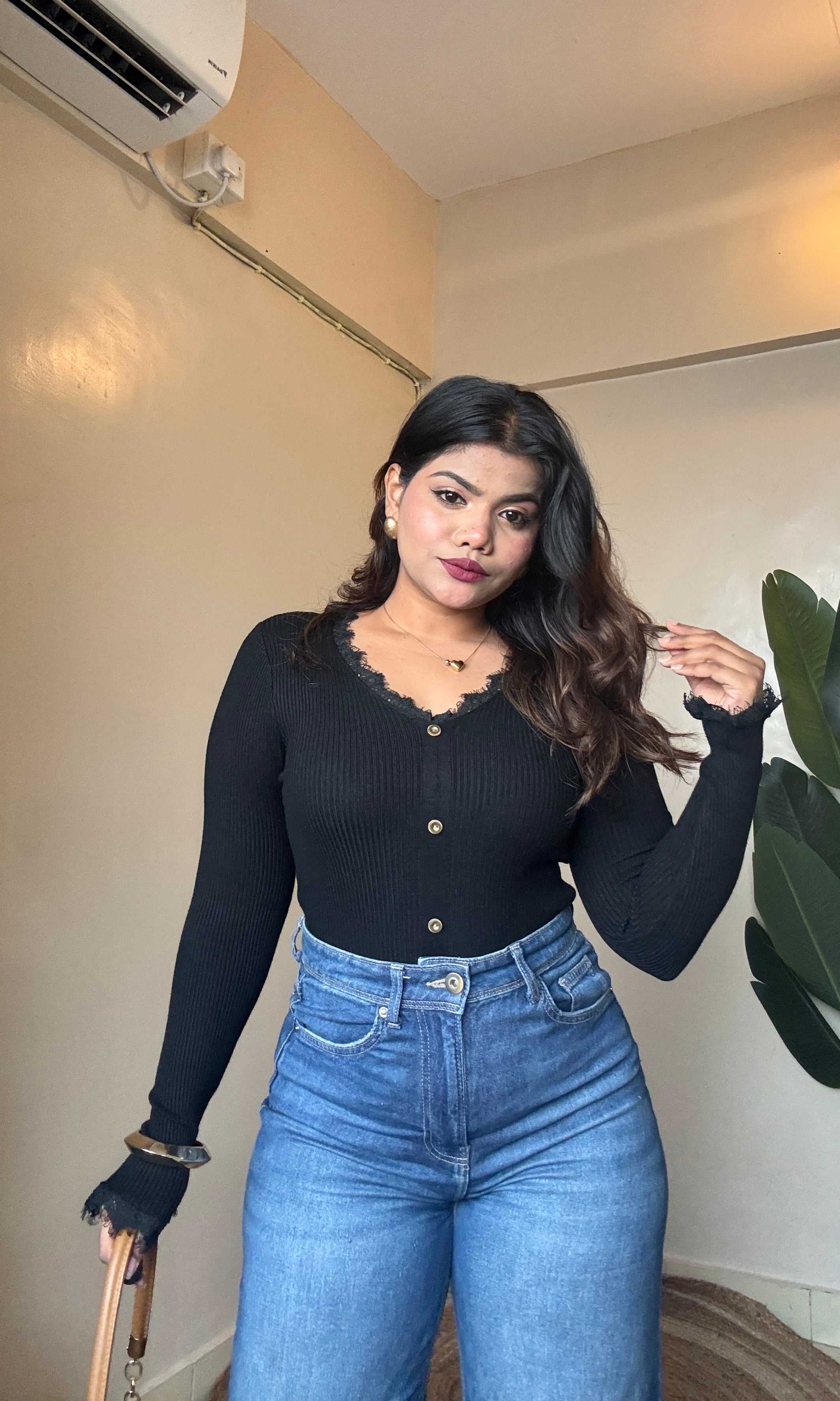 V Neck Lacy Ribbed Top