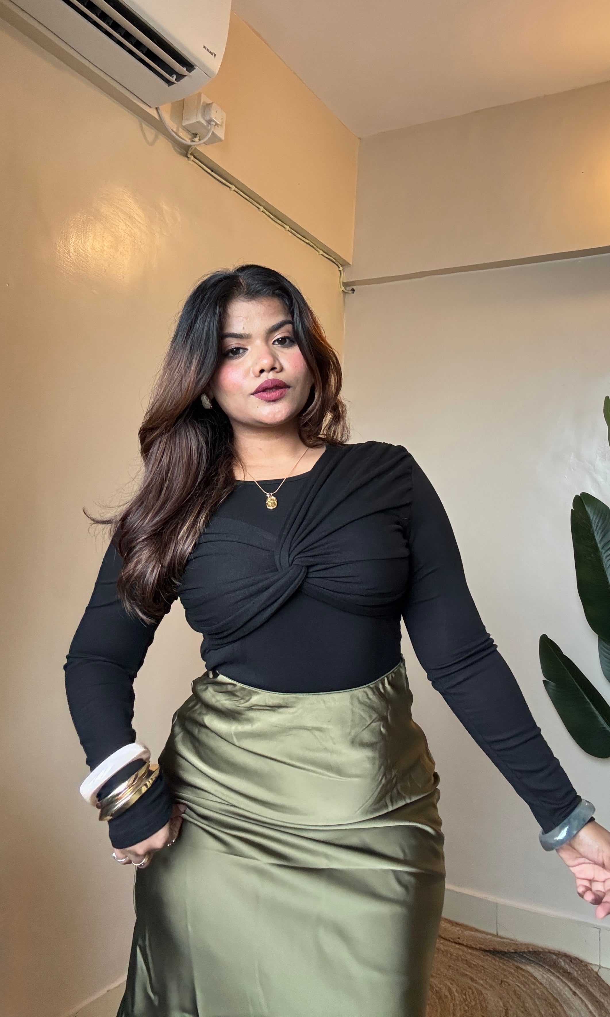 Twisted Body-fitted Top #21801