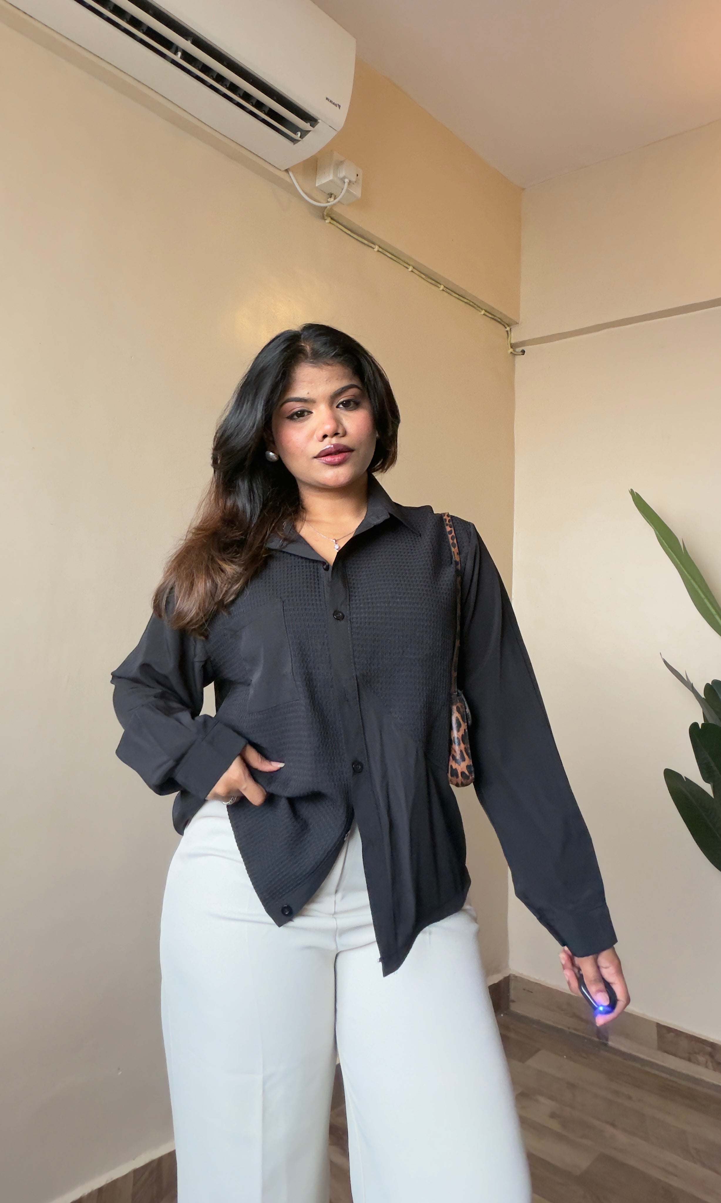 Loose Fit Pocket Shirt