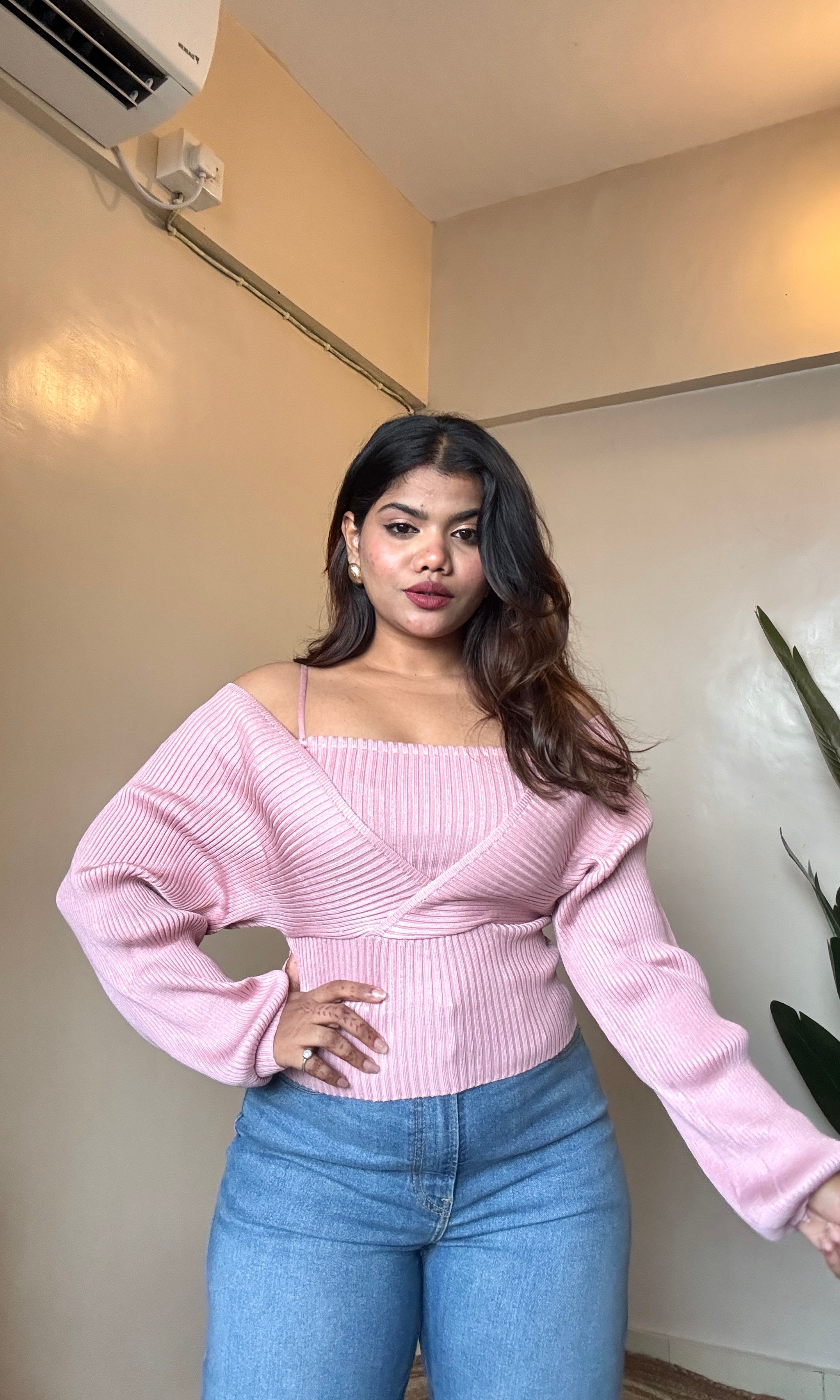 Knitted Joint Off-Shoulder Pullover