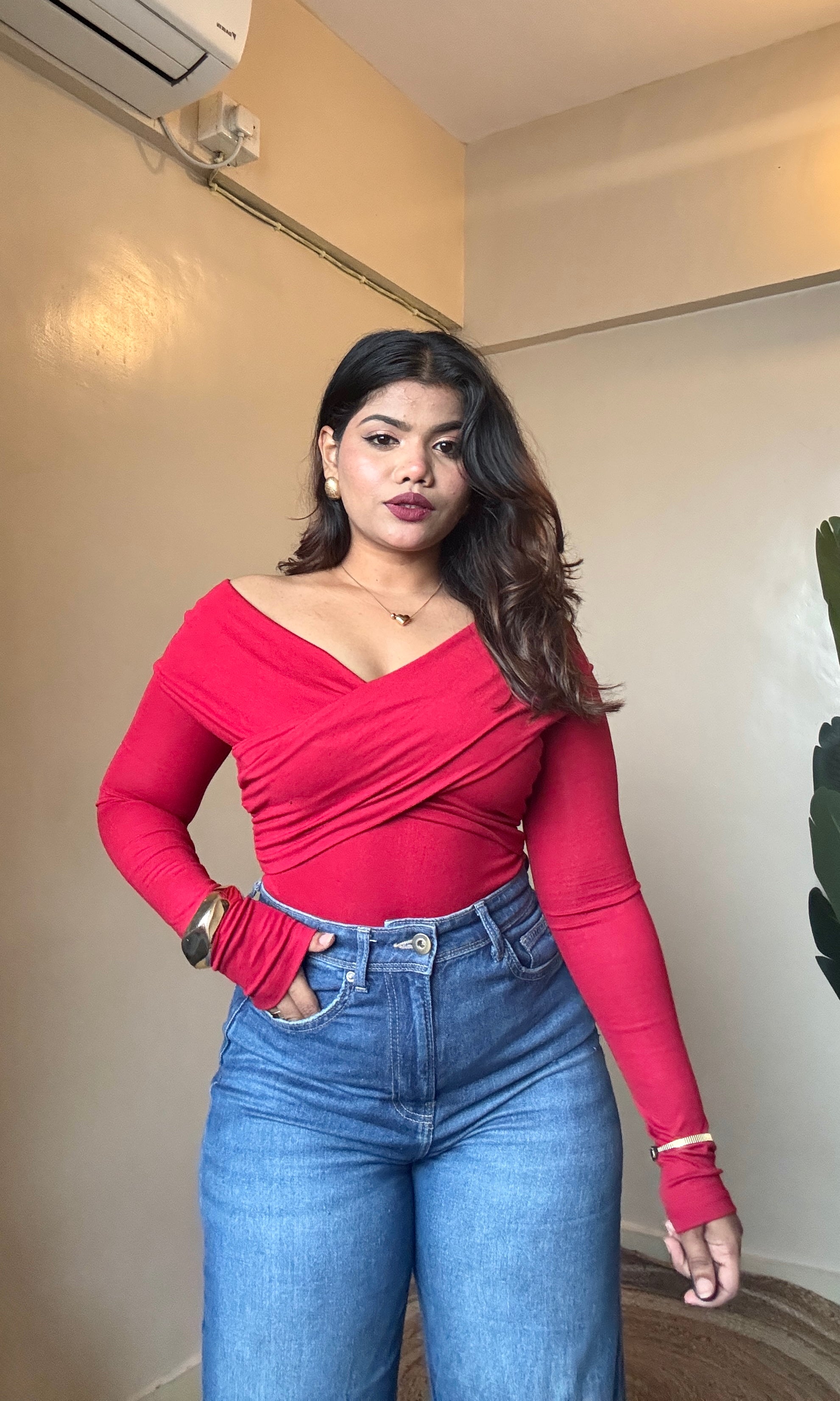 Red Crossover Body-fitted Top