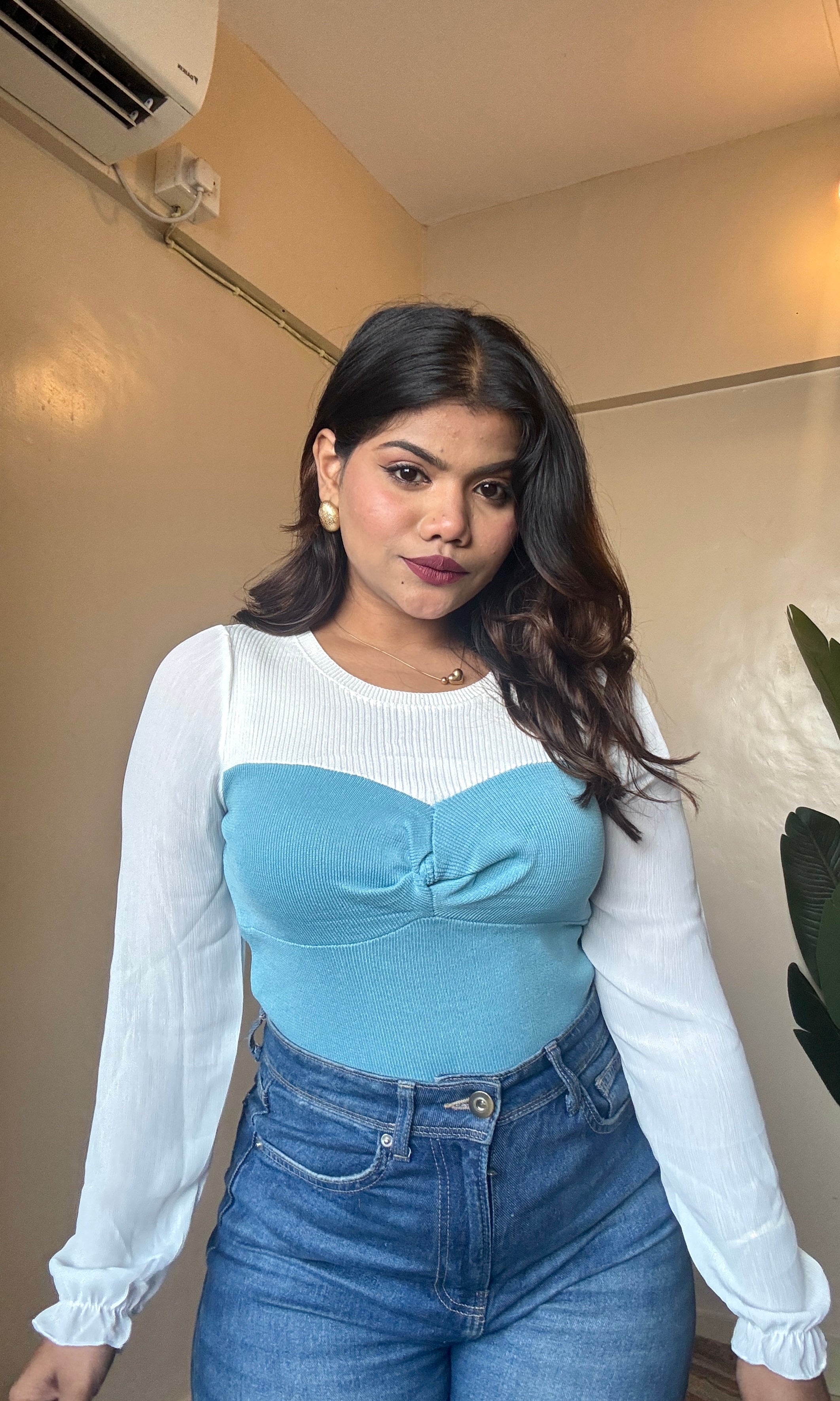 Blue Front-Twisted Puffy Sleeve Top
