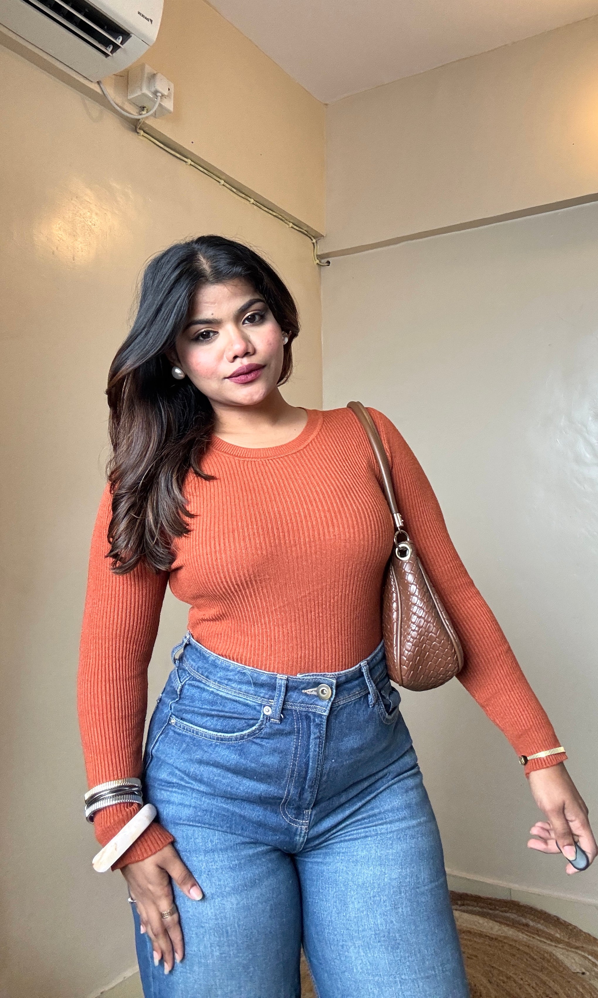 Round Neck Ribbed Full Top