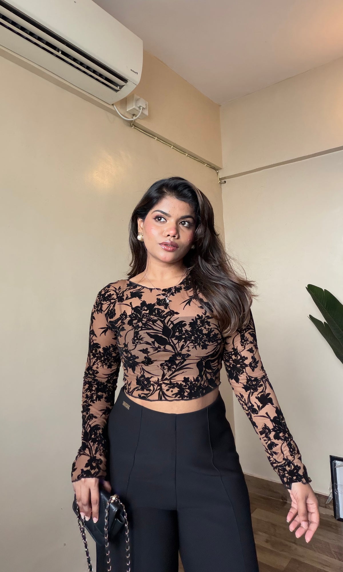Floral Barque Print Mesh Top With Inner