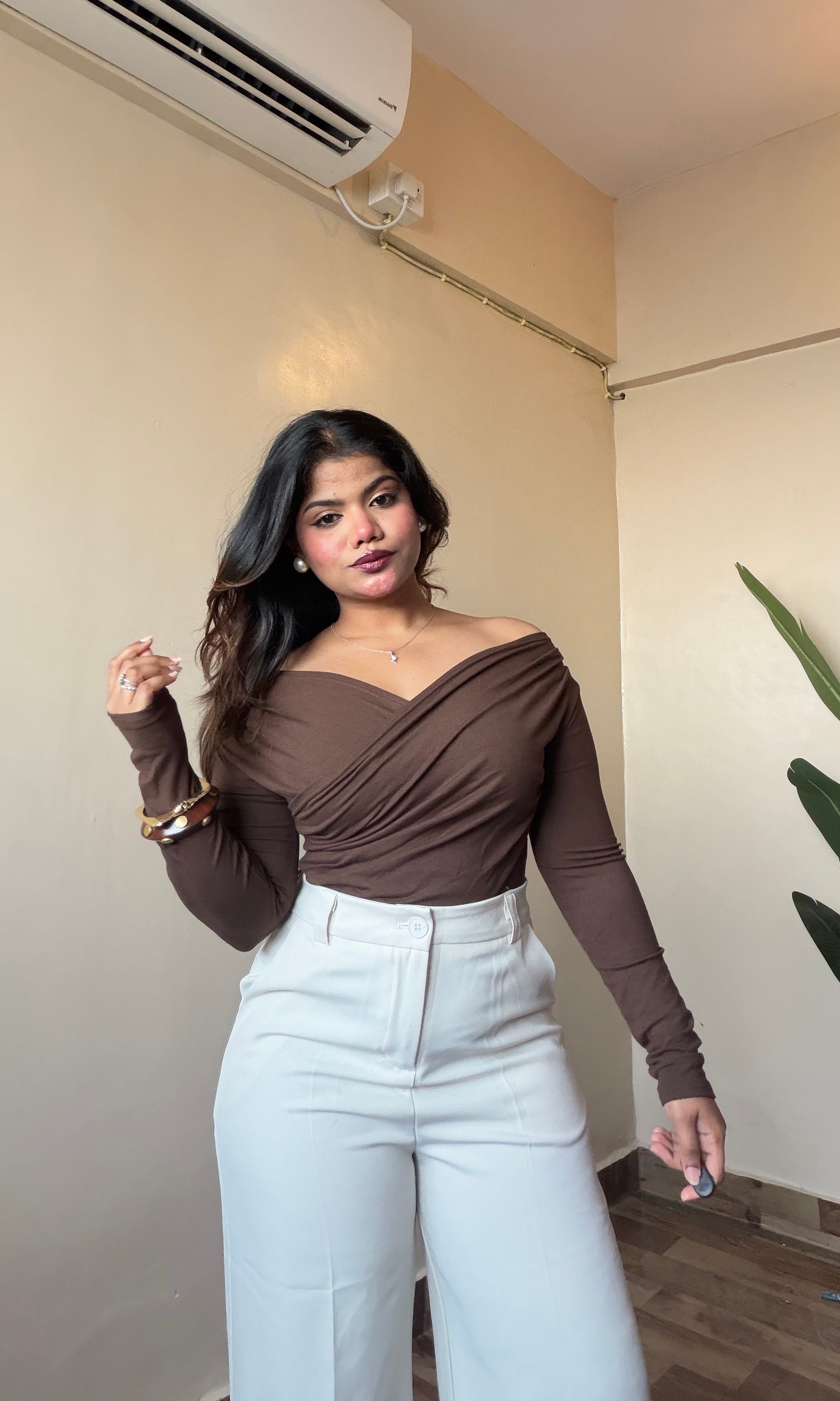 Stylish Wrap Body-fitted Top