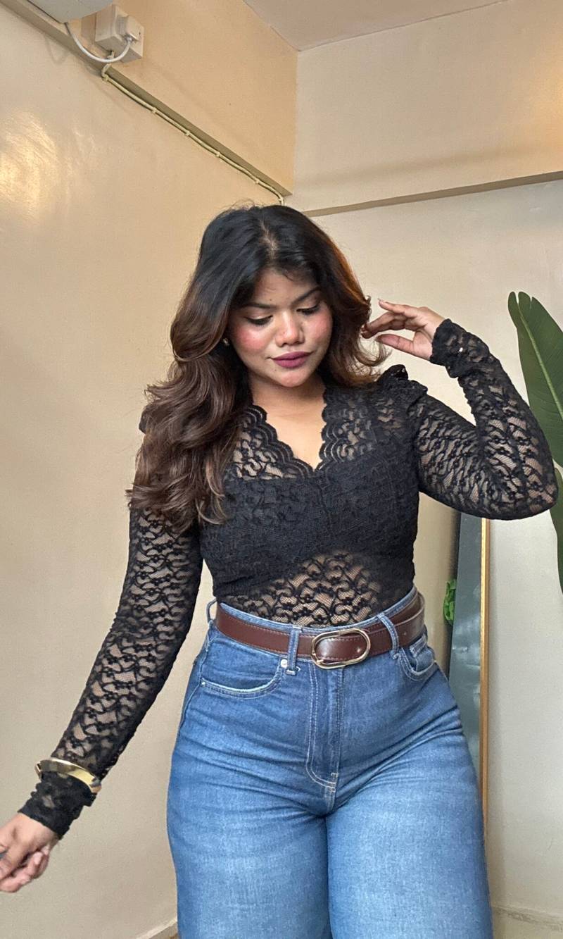 Bestseller Velvet V Neck Lacework Top