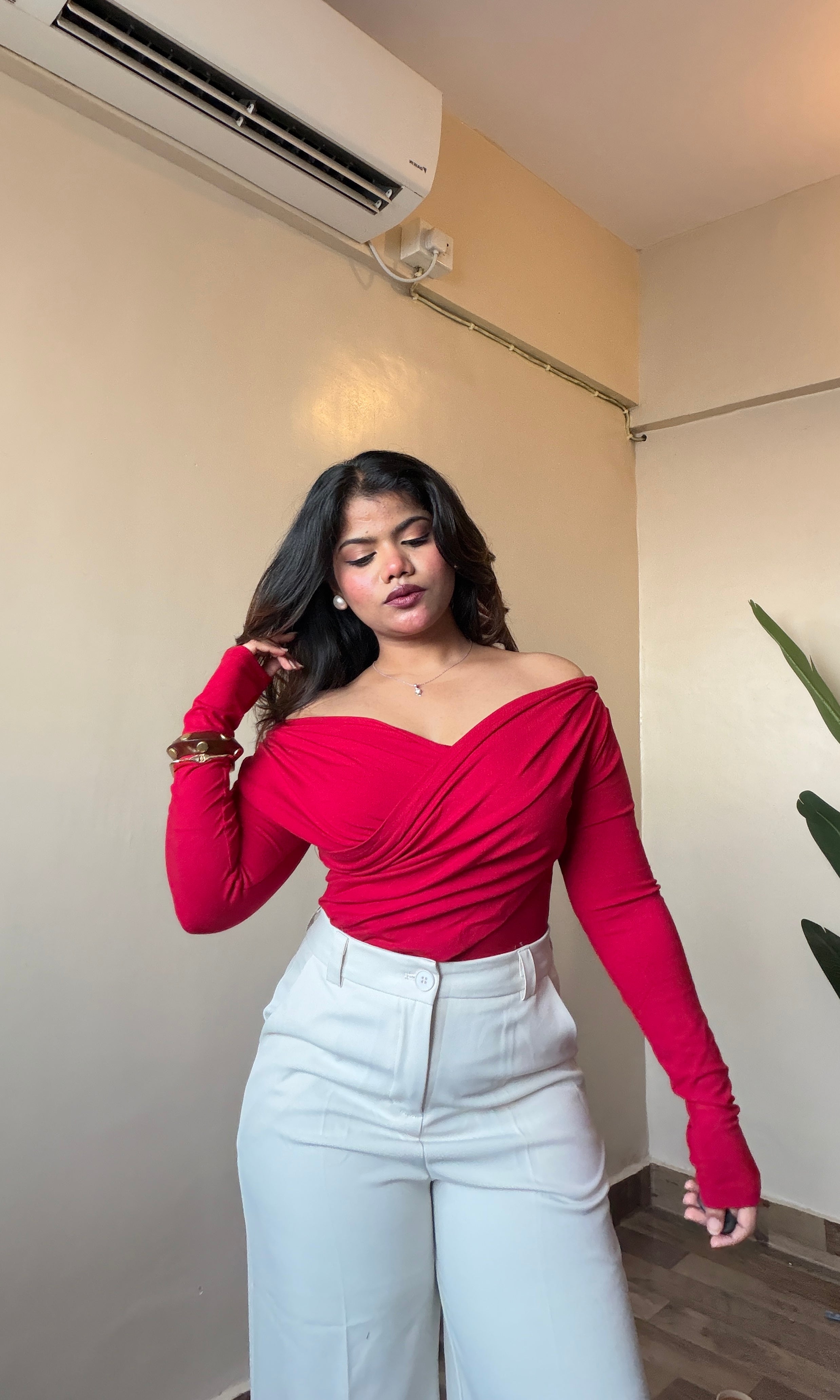 Stylish Wrap Body-fitted Top