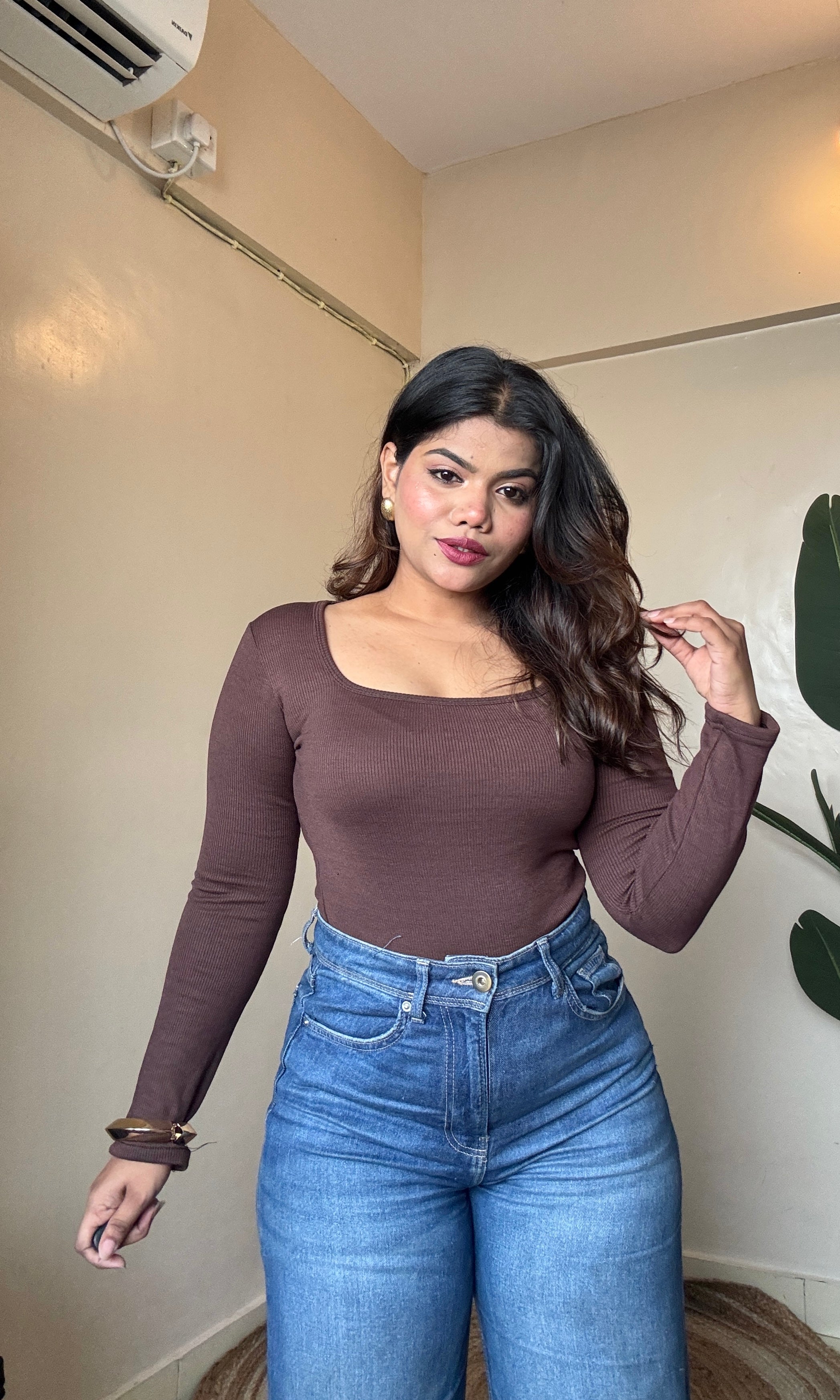 Round Neck Ribbed Top