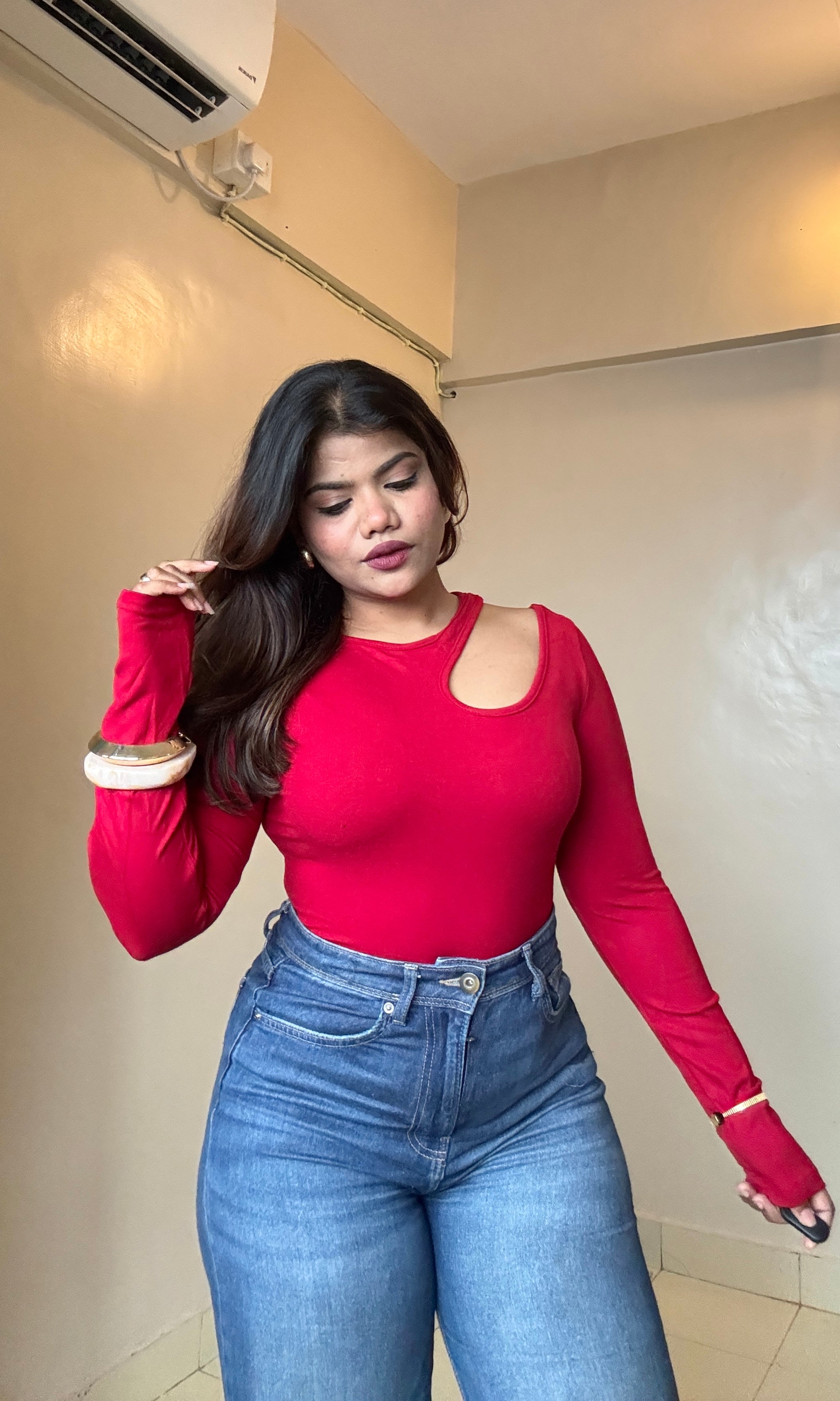 Cut-Out Bodyfitted Top