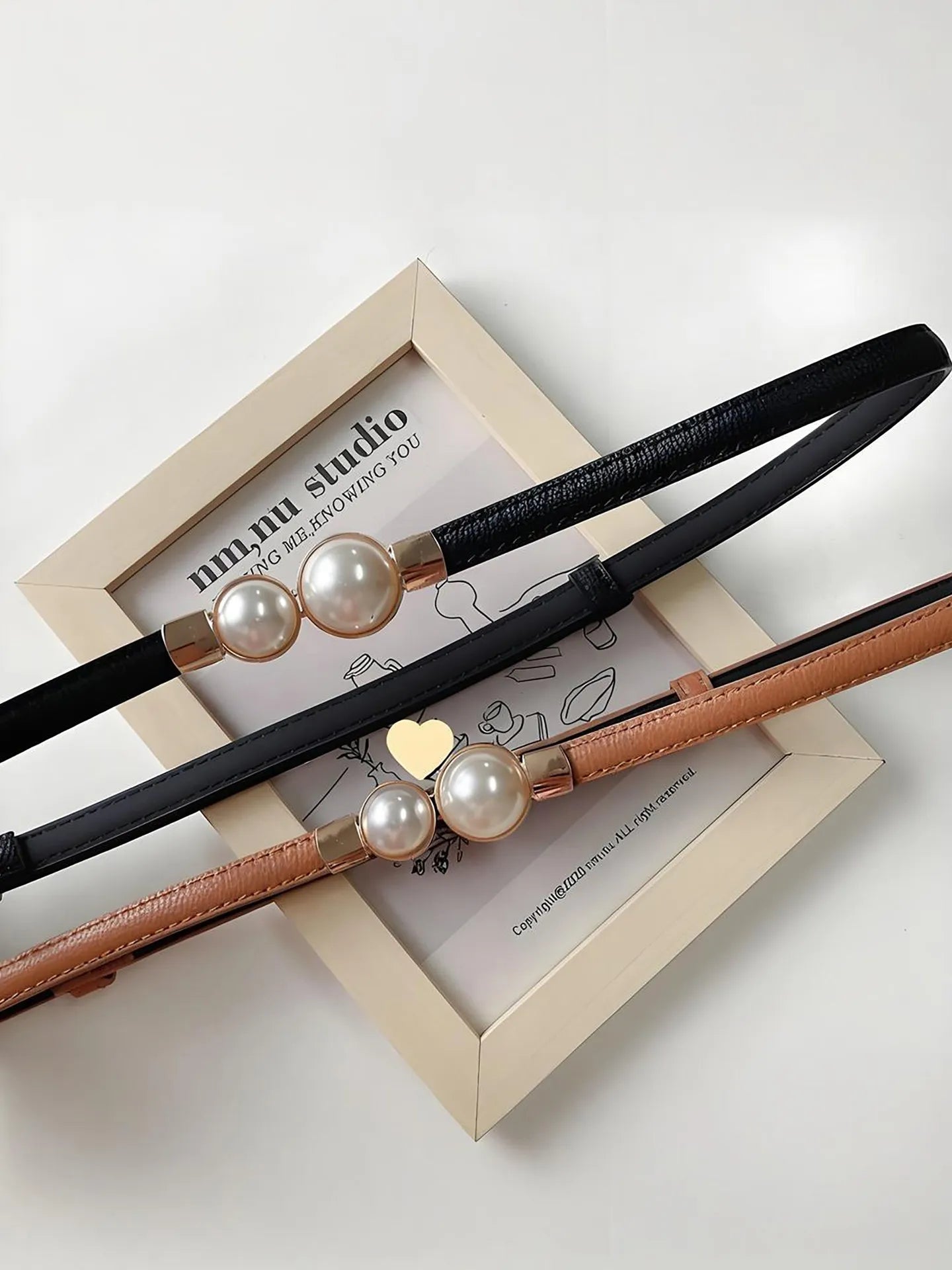 Stylish Pearl Hook Belt