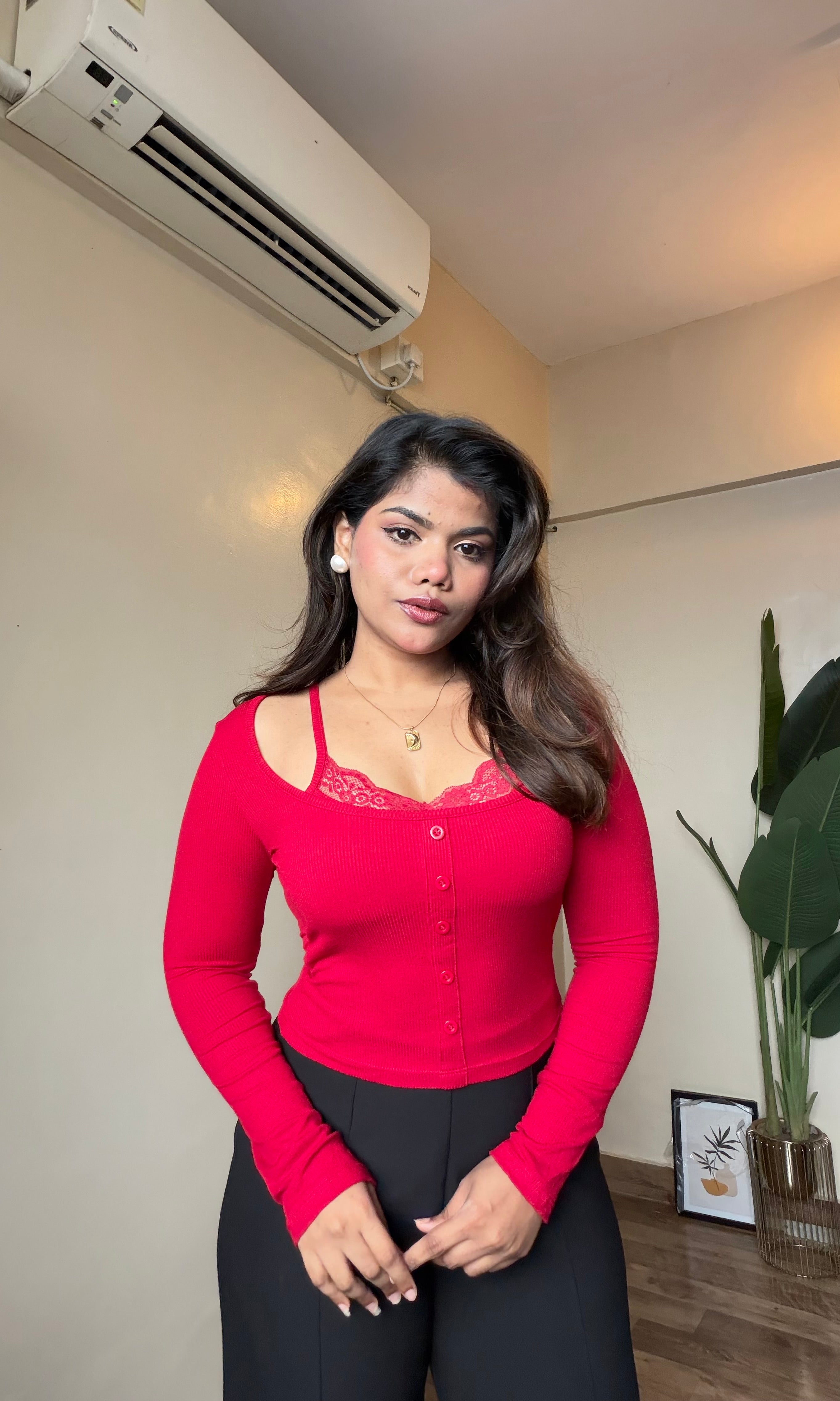 Lacey Detailing Halter Neck Top