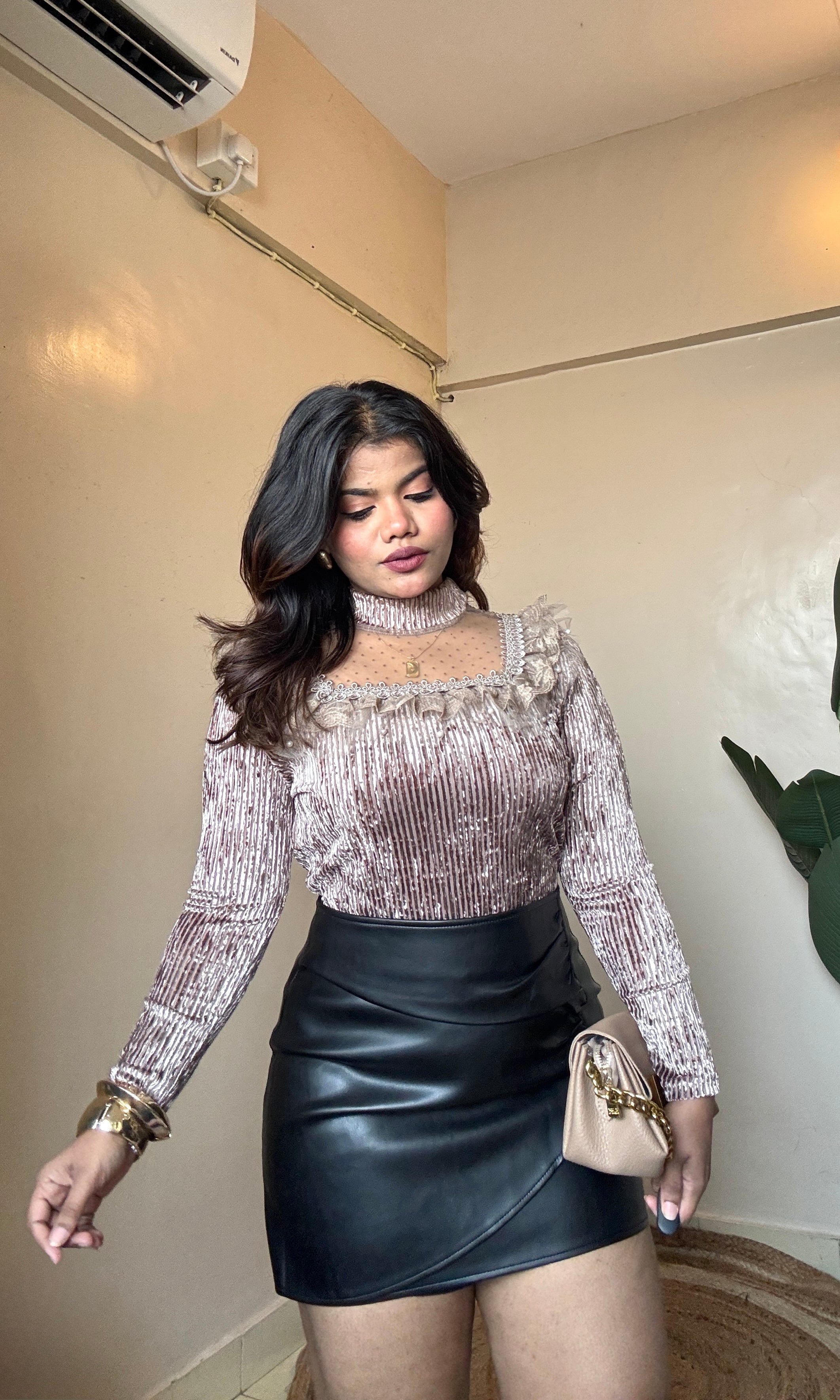 Velvet Square Neck Mesh-Ruffle Detailing Top