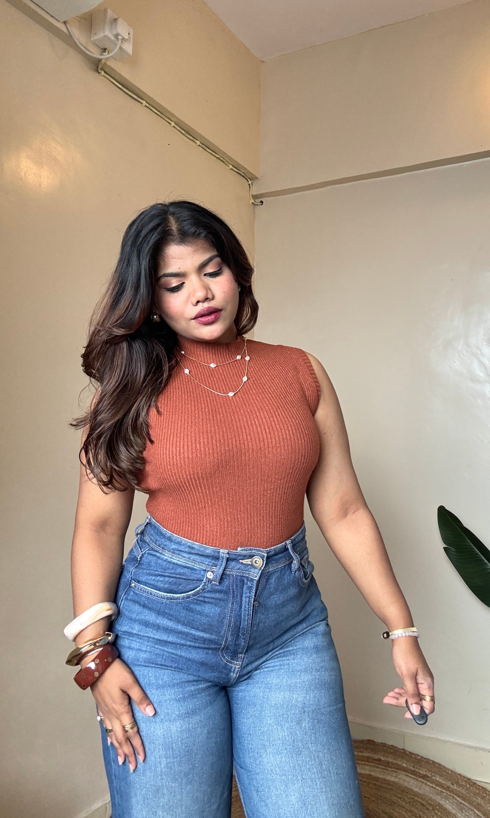 Basic High-Neck Ribbed Top