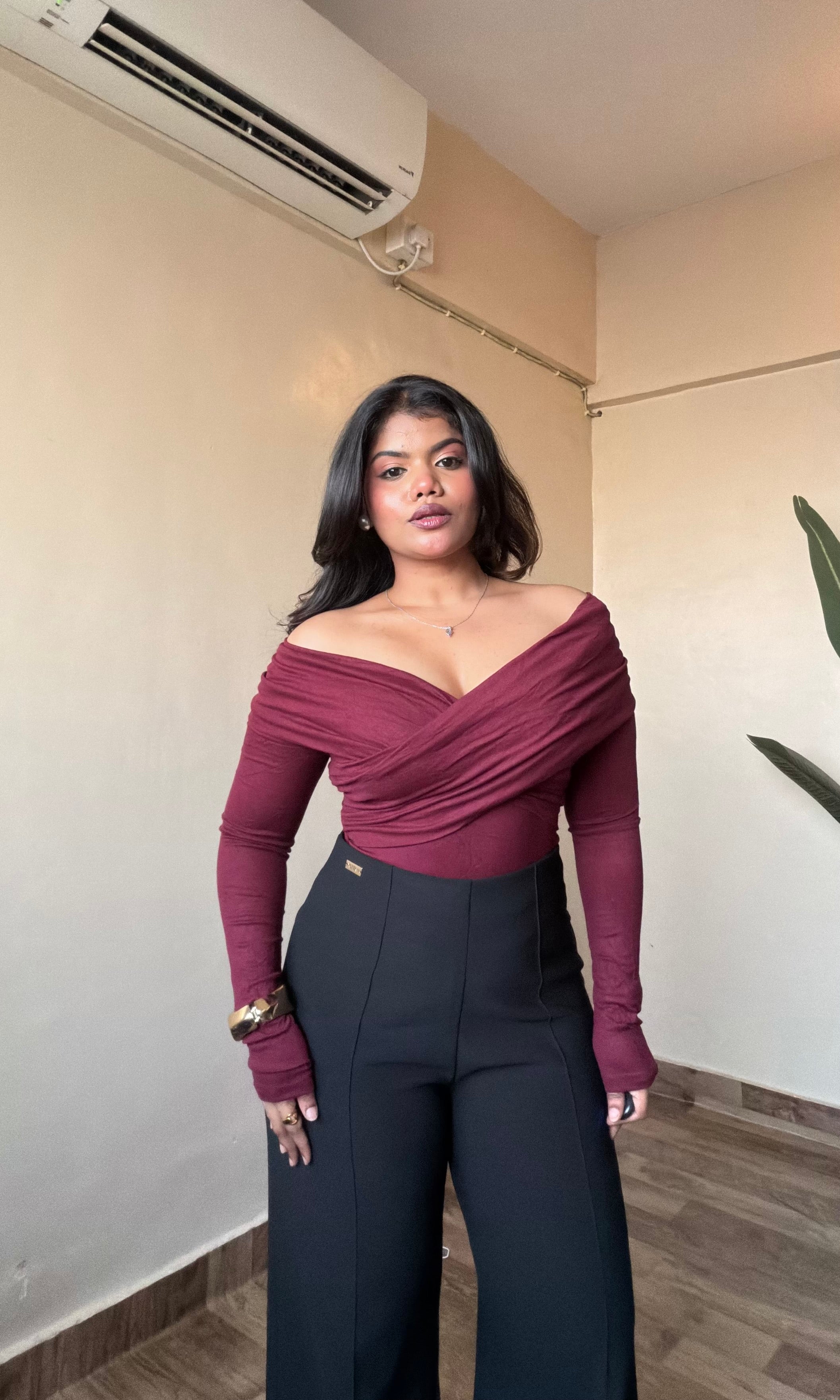 Bestseller Wrap Crossover Body-fitted Top #9926