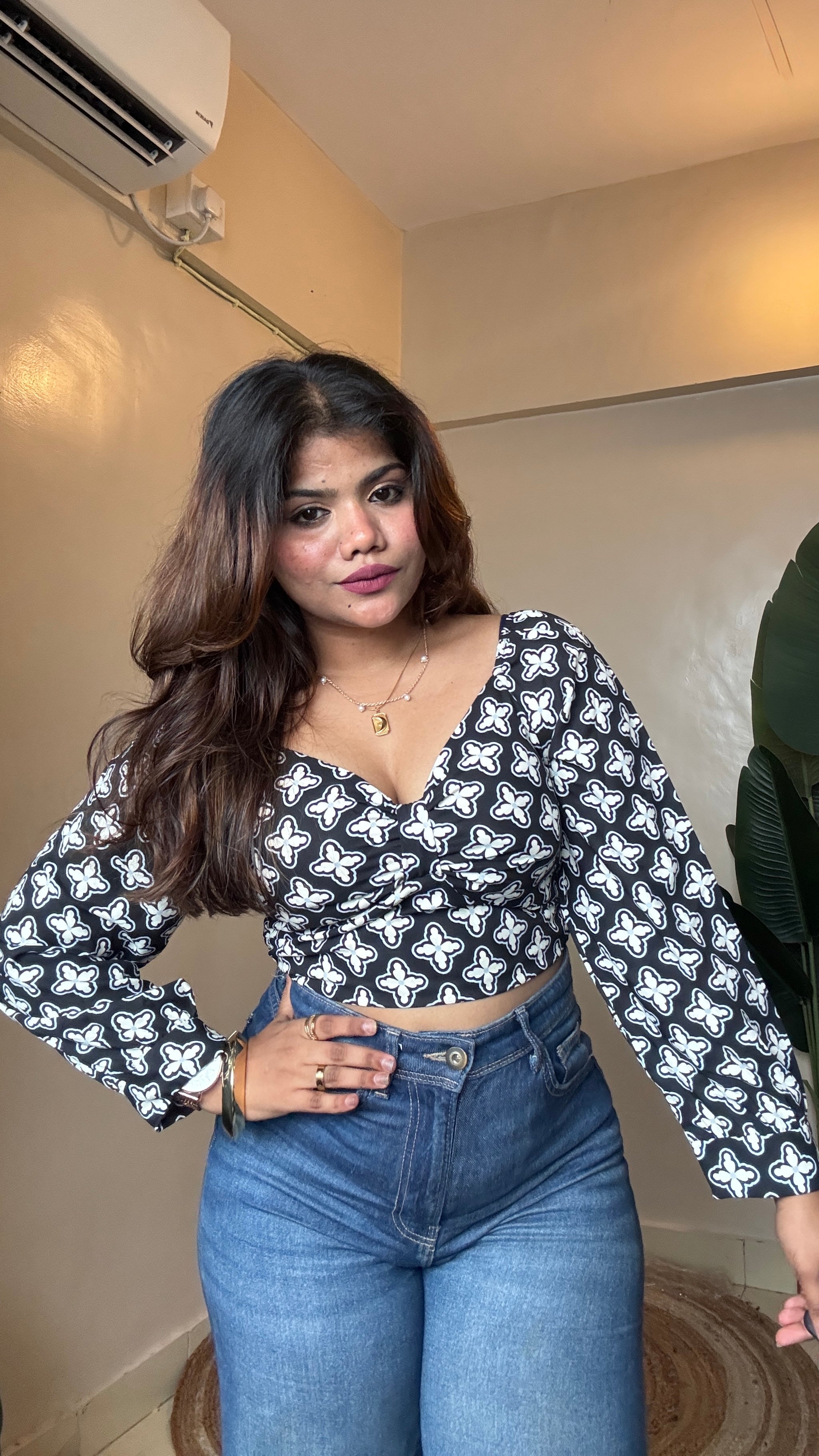 Black Block Printed Puffy Sleeve Top