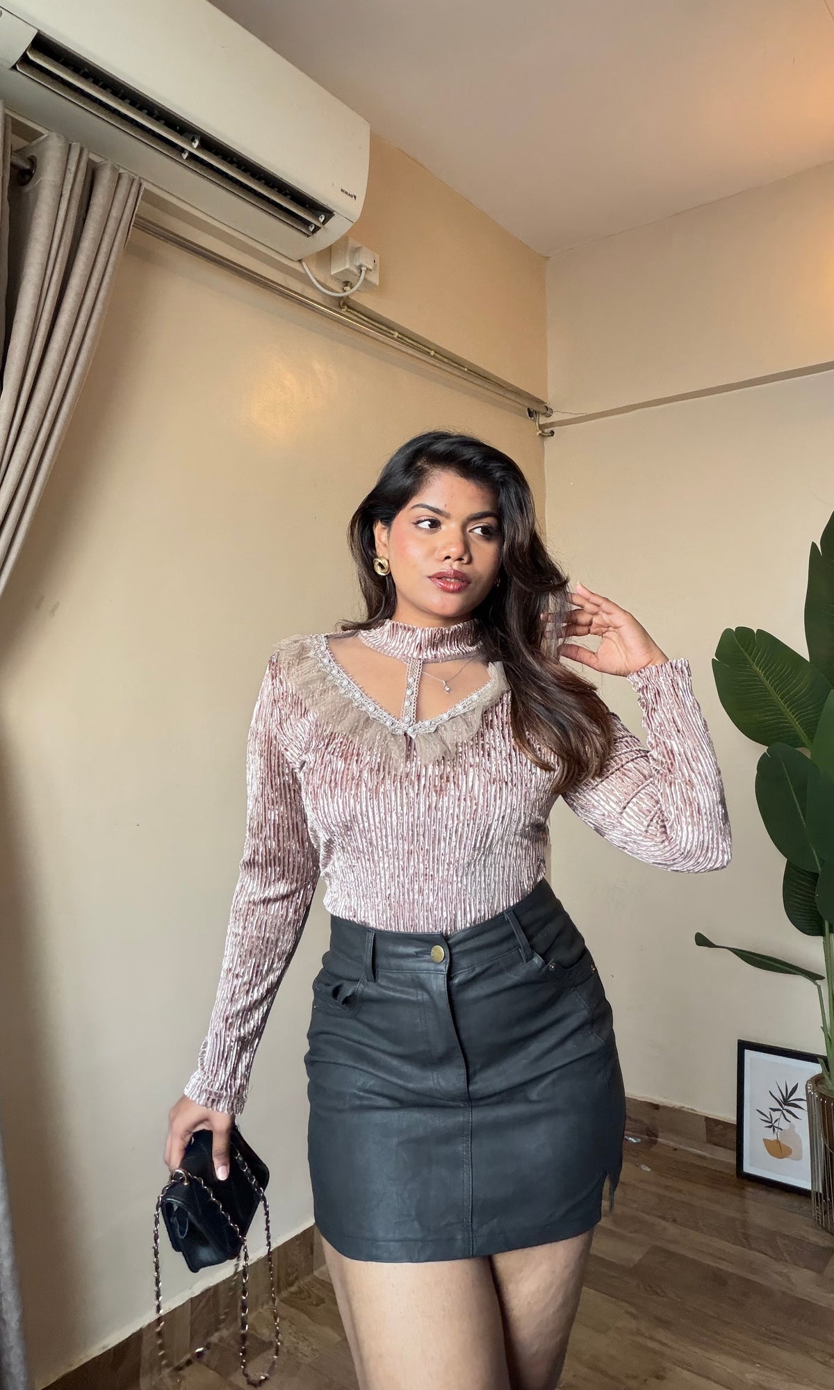 Ruffle Mesh Work Velvet Top