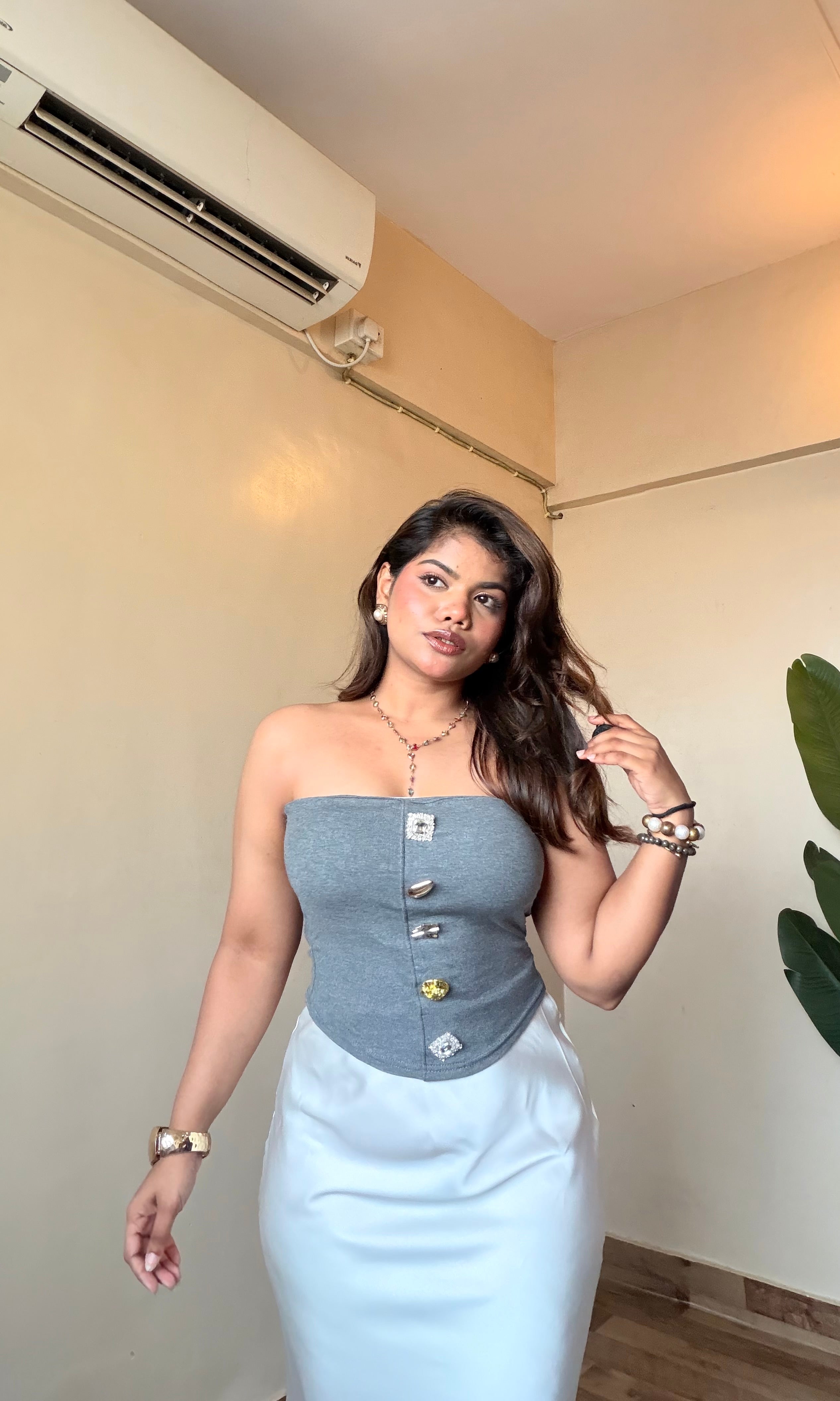 Strapless Tube Brooch Detail Top
