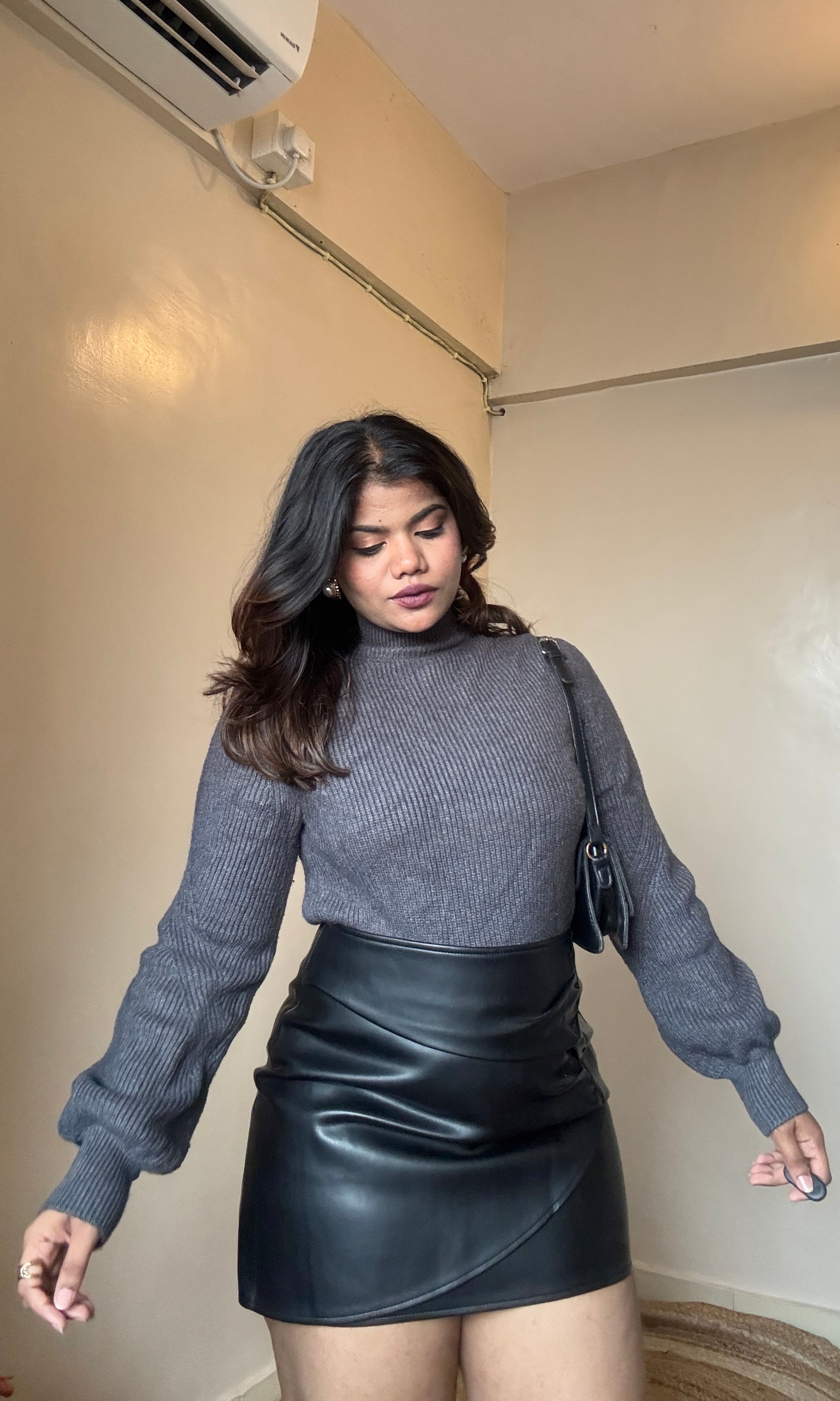 Grey Puffy Sleeve Knit Pullover