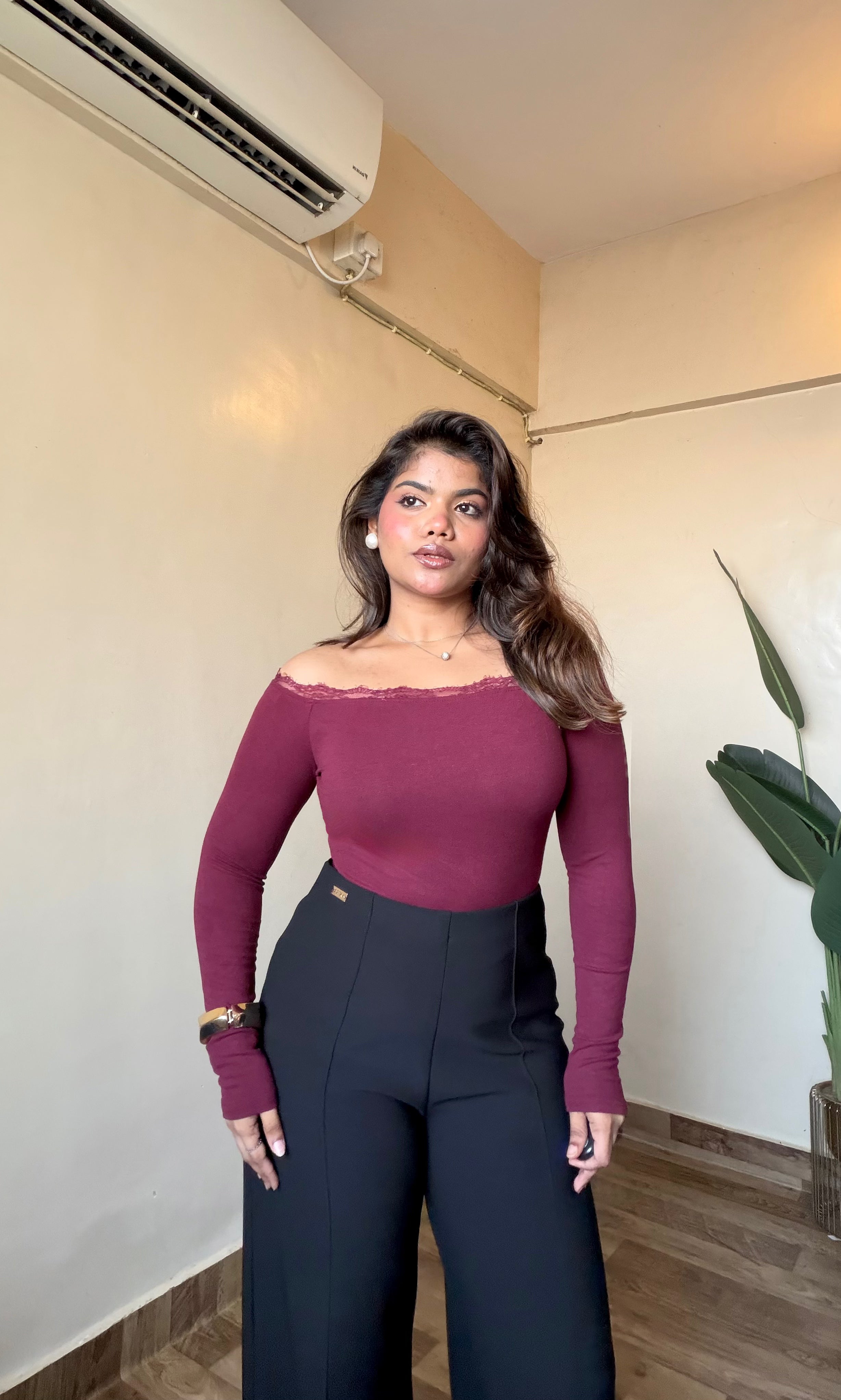 Off-Shoulder Lace Detailing Top
