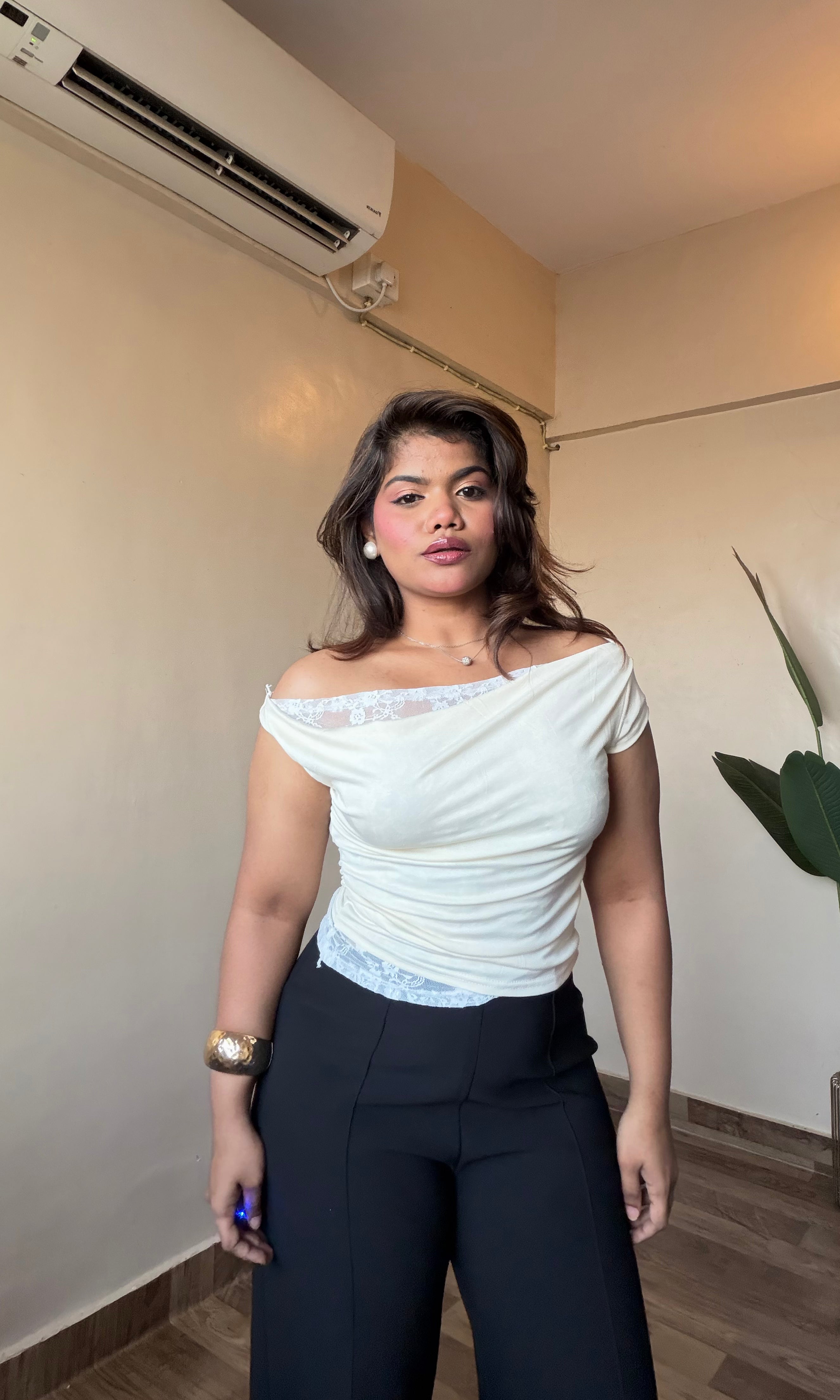 Asymmetrical shoulder Splice Lacy Short Sleeve Top