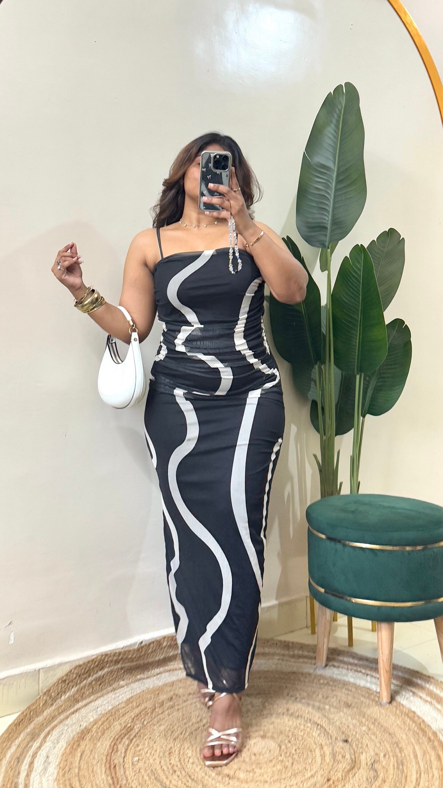 Wavy White Print Slip-On Midi Dress