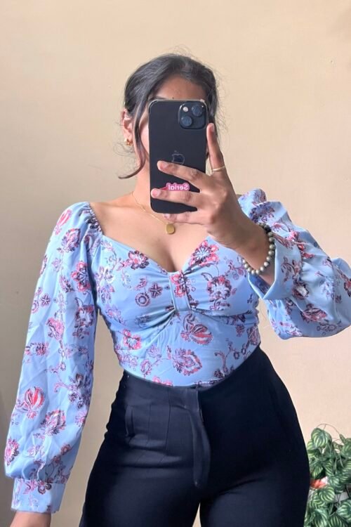 Blue Print Puff Sleeve Top  (Free Size 30-32 Bust)