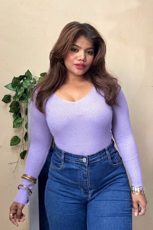 Lavender V Neck Ribbed Top(Free Size : 30-38 Bust)