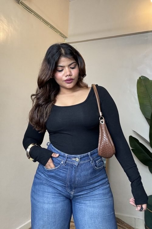 Black Crossover Back Padded Top(Free Size: 30-36 Bust)